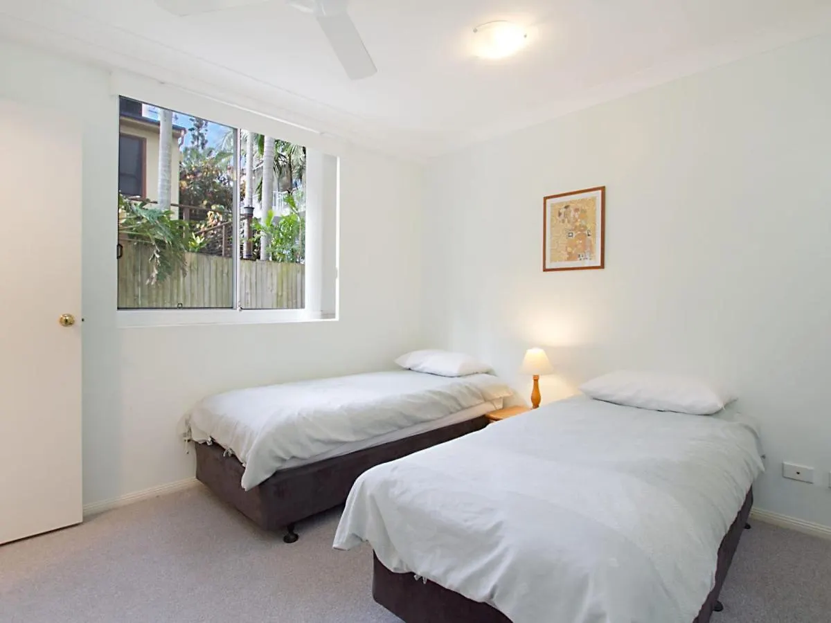 Appartement Classique Unit 3 - Well appointed unit in a security building Gold Coast