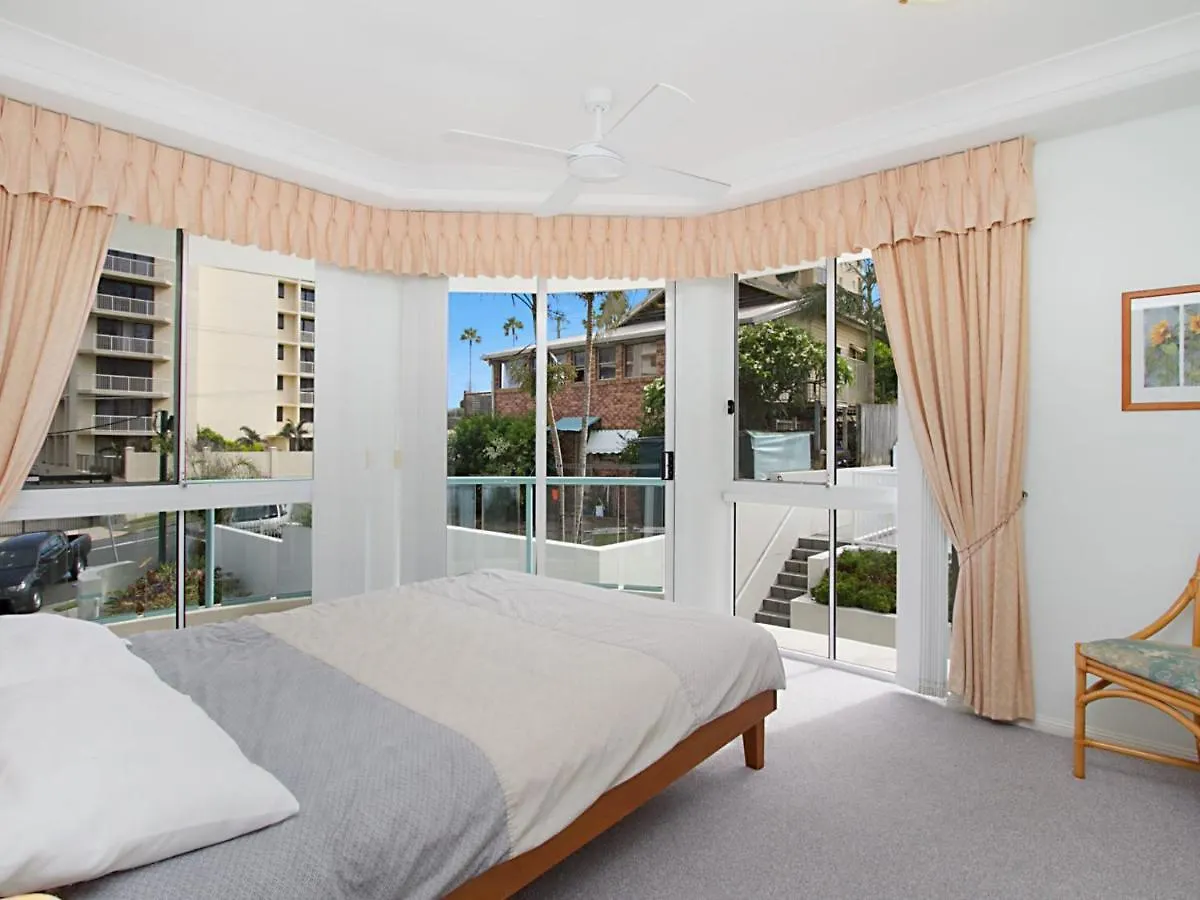 Classique Unit 3 - Well appointed unit in a security building Gold Coast 0*,